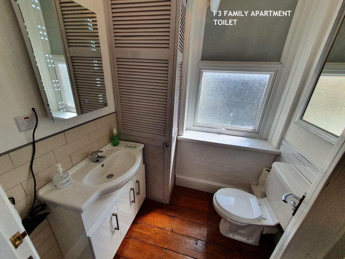 F3 2 Bedroomed Town House - Free Parking - Super 150 Mbps Wifi Near Gavin N Stacey Film House - 1 Free Dog Allowed Barry Exterior foto