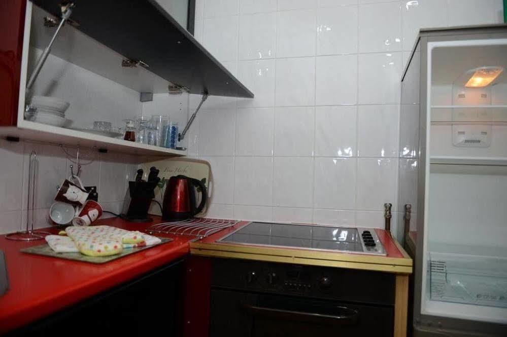 F3 2 Bedroomed Town House - Free Parking - Super 150 Mbps Wifi Near Gavin N Stacey Film House - 1 Free Dog Allowed Barry Exterior foto
